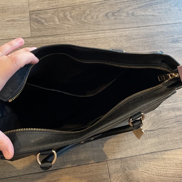 💯 Coach Stunning Black Leather Purse with Gold Accents! 😍😍😍 - Picture 10 of 17